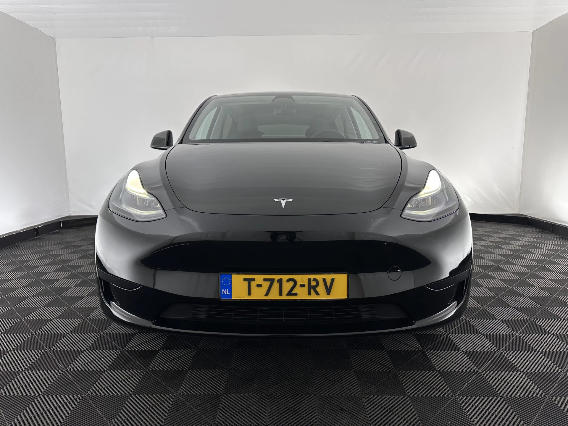 Hoofdafbeelding Tesla Model Y