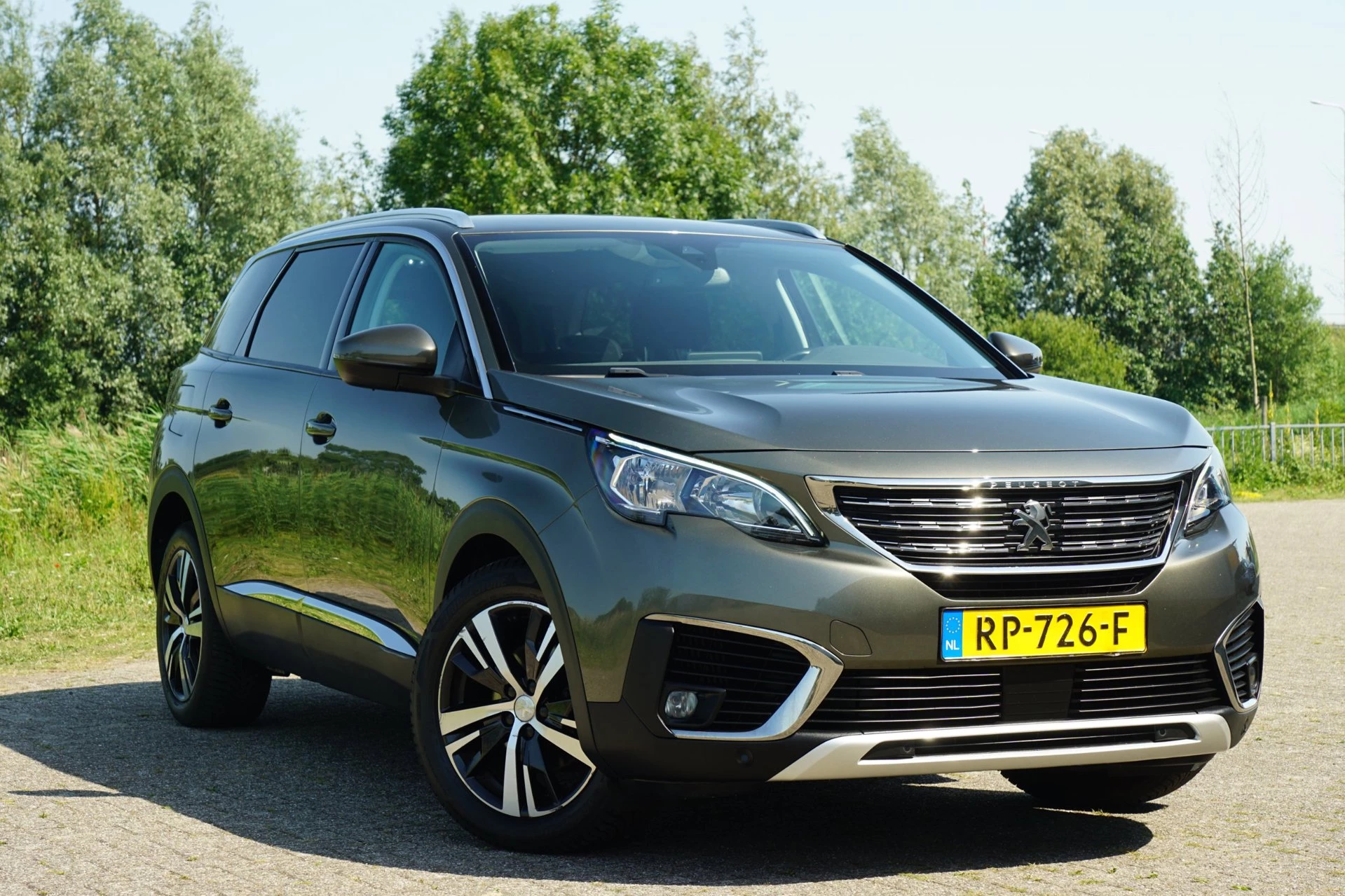 Hoofdafbeelding Peugeot 5008