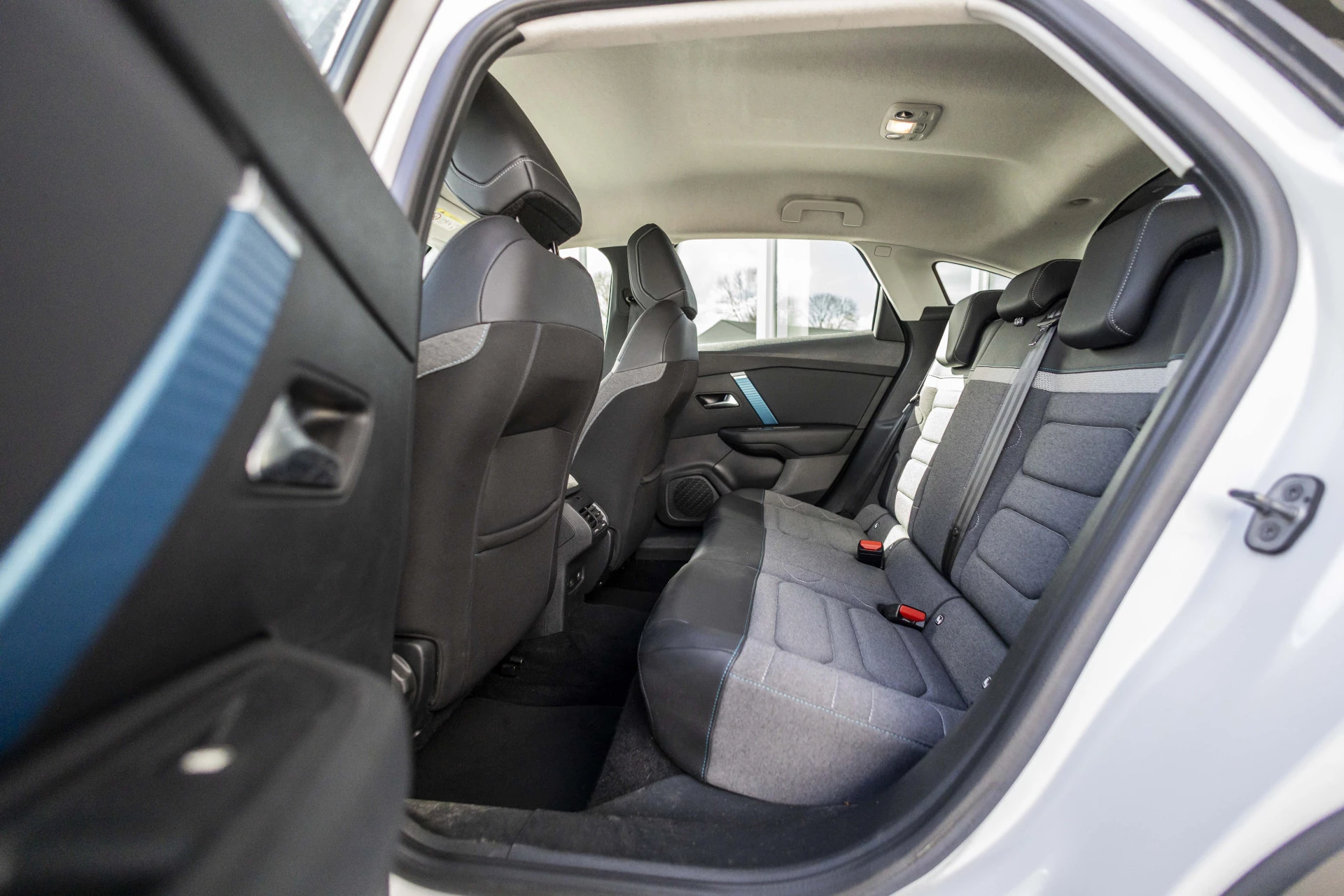 Hoofdafbeelding Citroën ë-C4