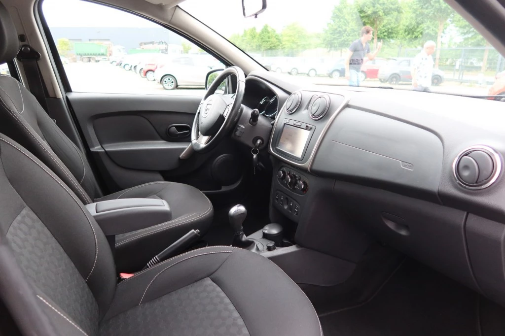 Hoofdafbeelding Dacia Logan