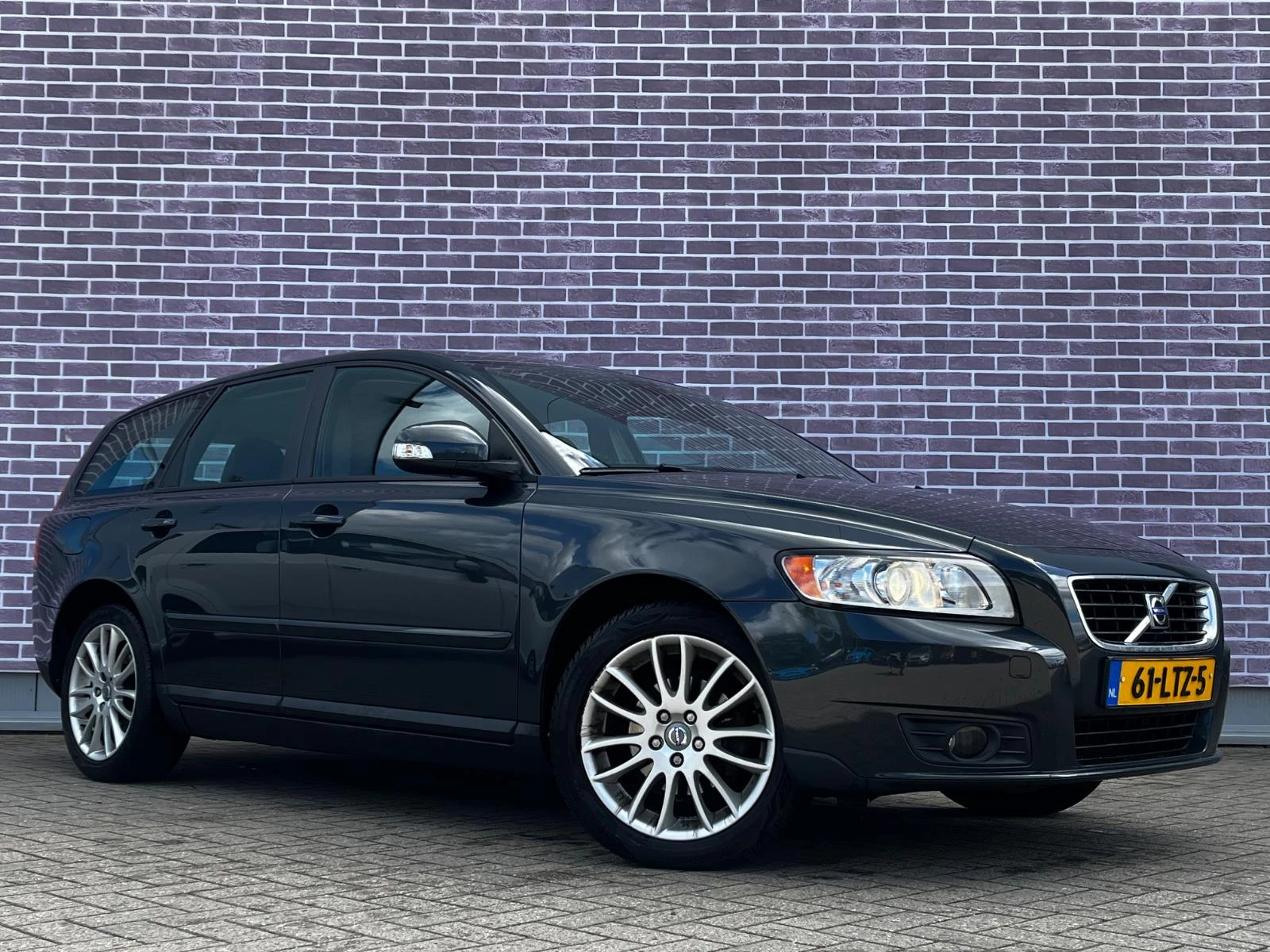 Hoofdafbeelding Volvo V50