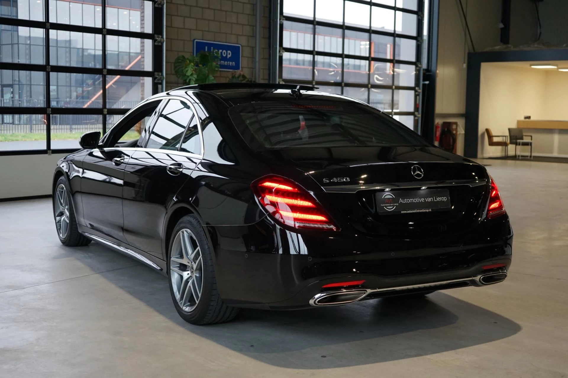 Hoofdafbeelding Mercedes-Benz S-Klasse