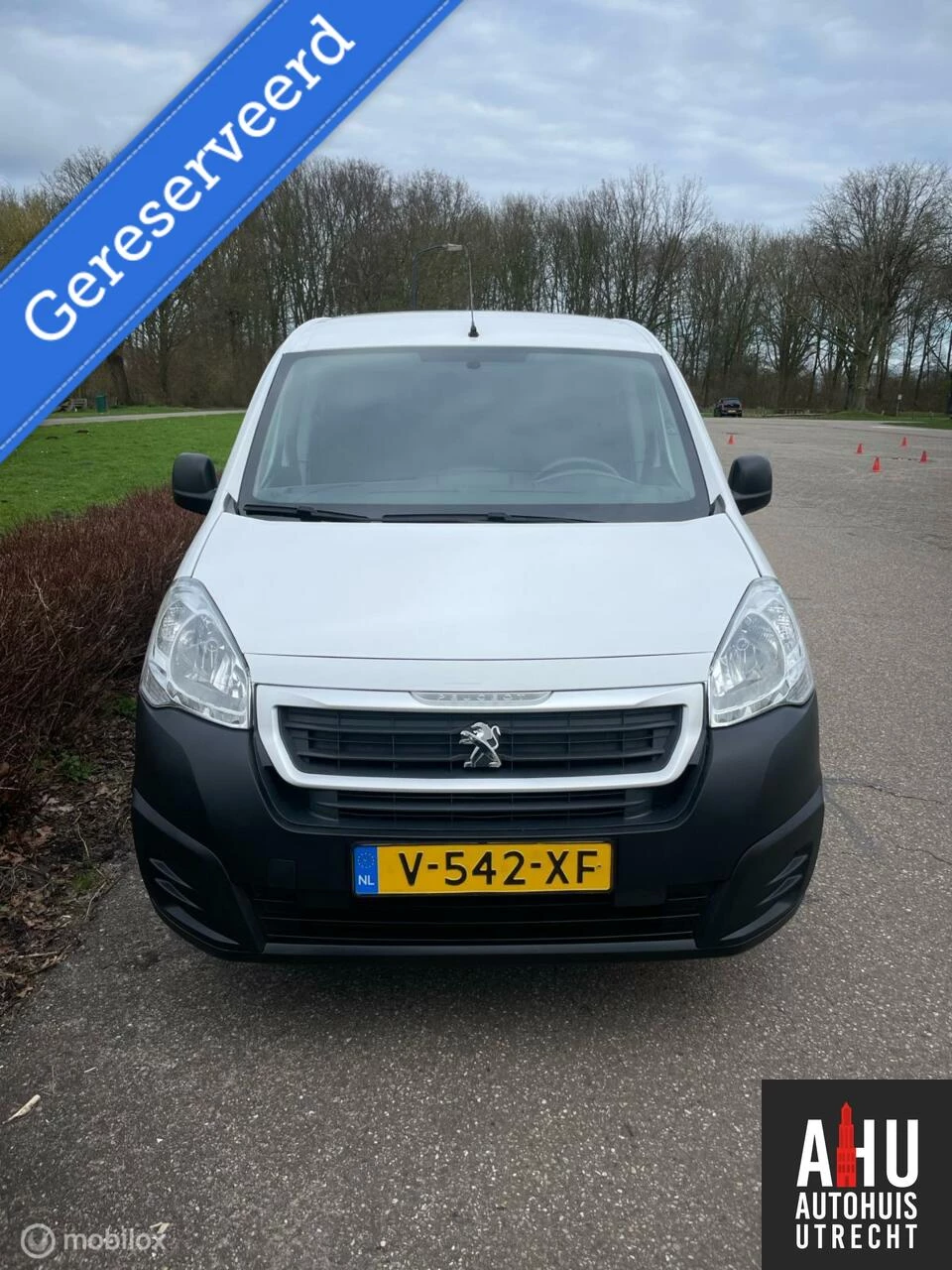 Hoofdafbeelding Peugeot Partner