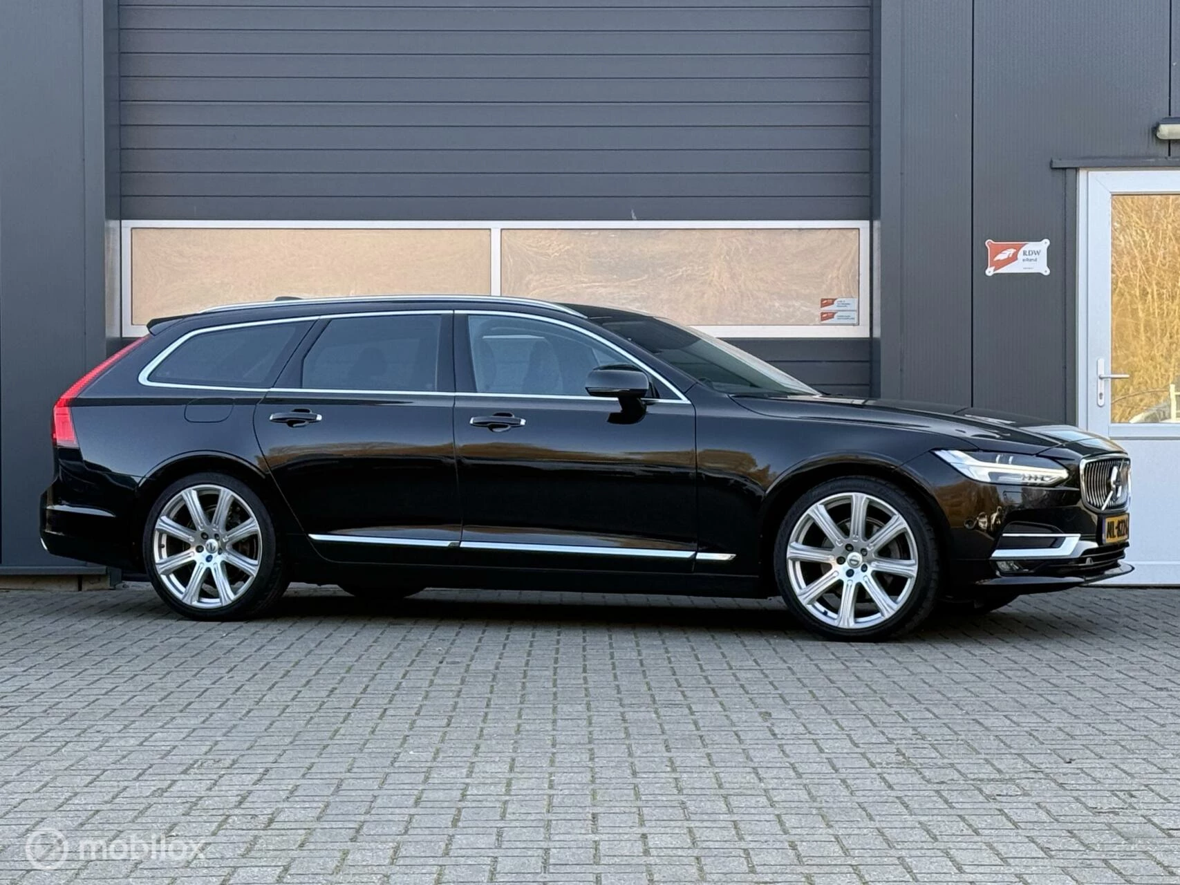 Hoofdafbeelding Volvo V90