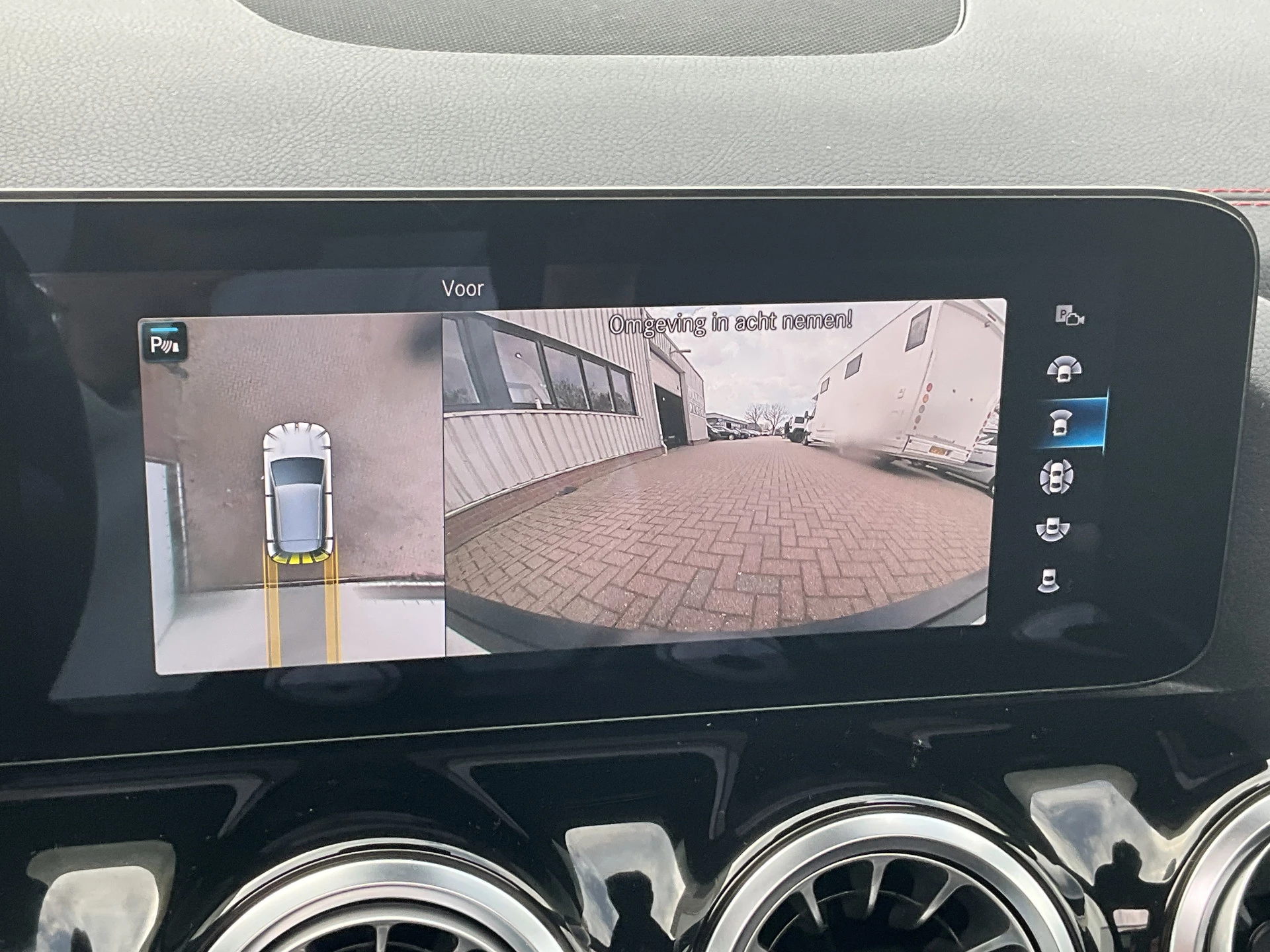 Hoofdafbeelding Mercedes-Benz EQA