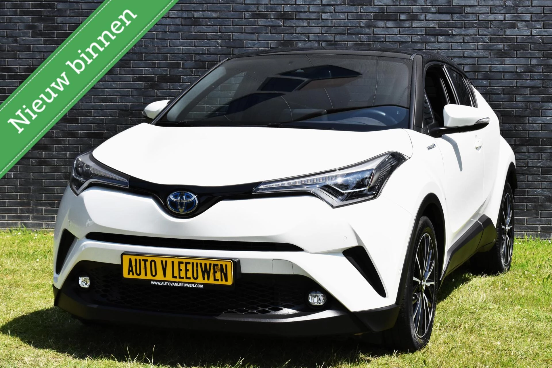 Hoofdafbeelding Toyota C-HR
