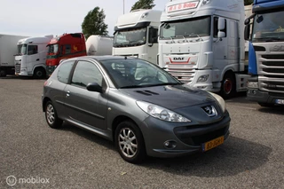 Hoofdafbeelding Peugeot 206 Peugeot 206 +  1.4 Génération Airco Nieuwe APK