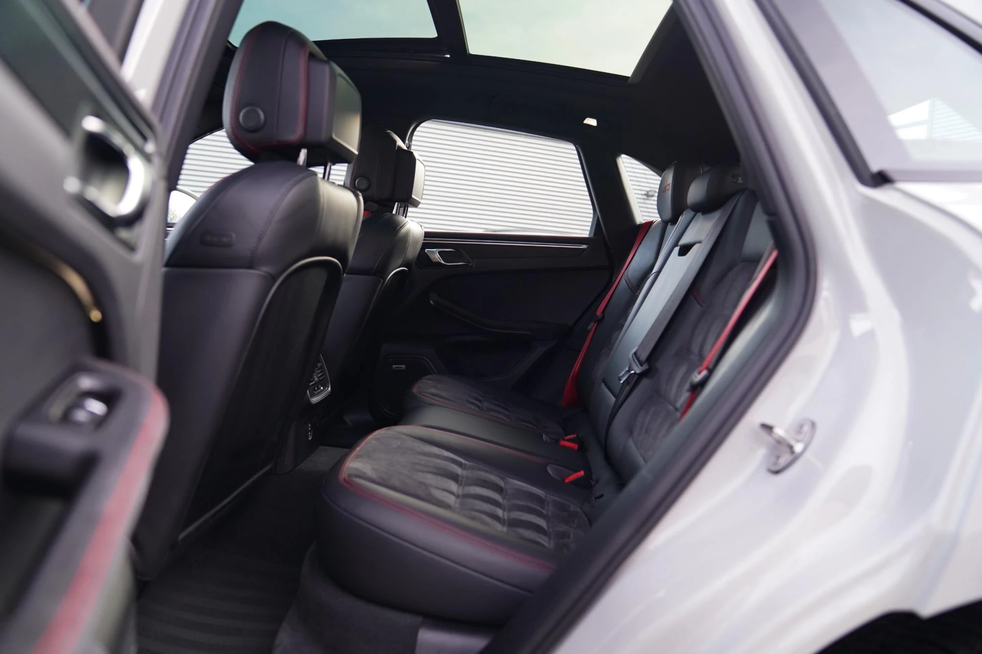 Hoofdafbeelding Porsche Macan