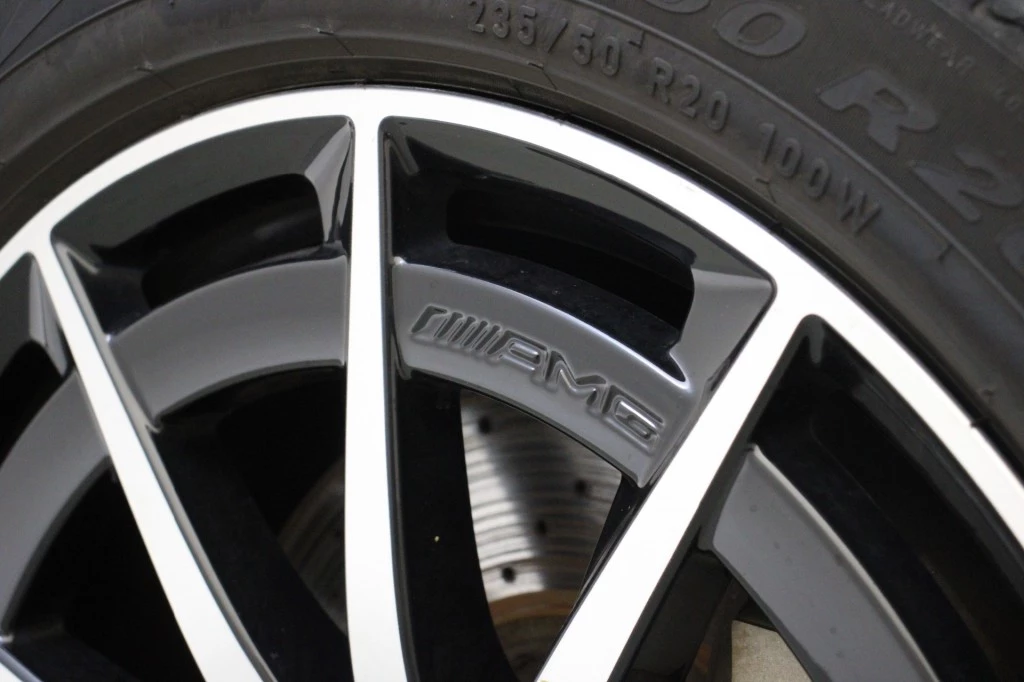 Hoofdafbeelding Mercedes-Benz EQC