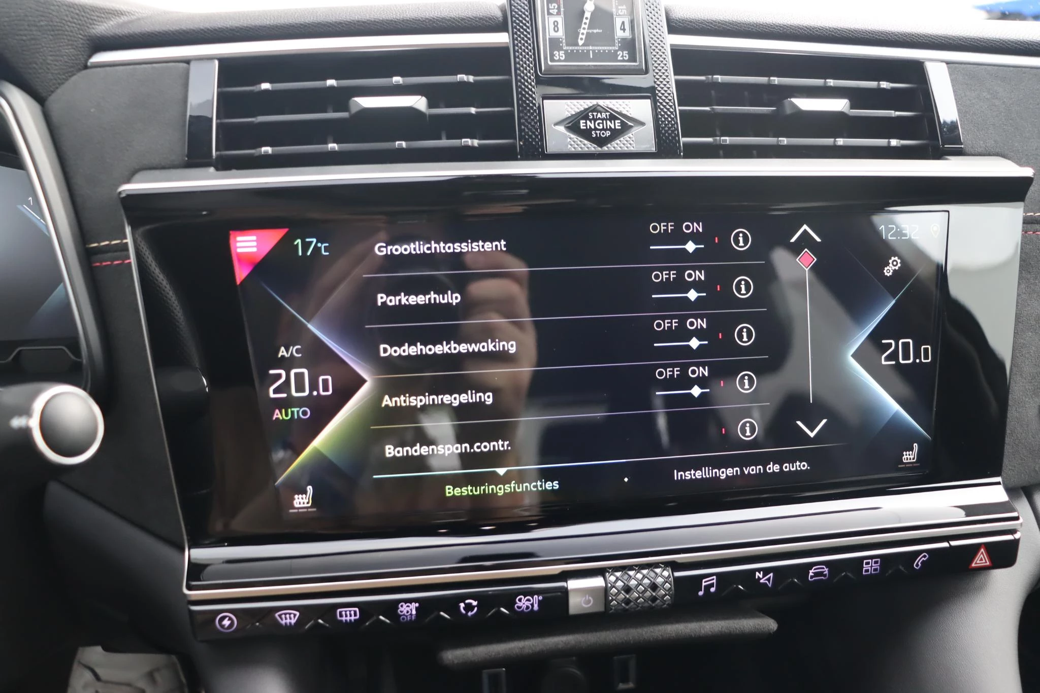 Hoofdafbeelding DS DS 9