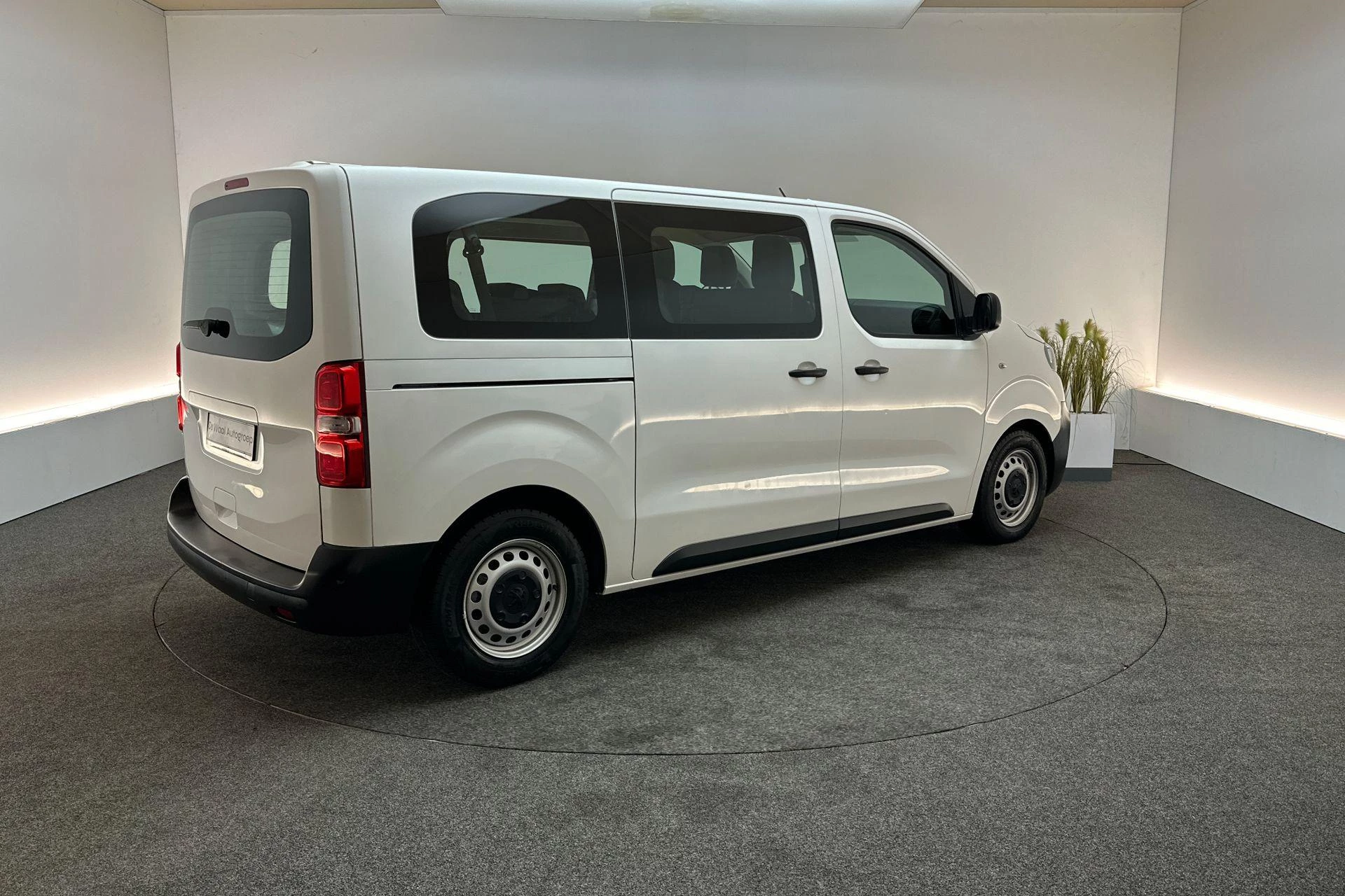 Hoofdafbeelding Peugeot Traveller