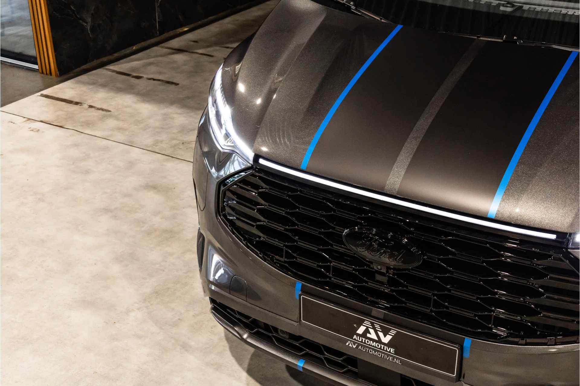 Hoofdafbeelding Ford E-Transit Custom