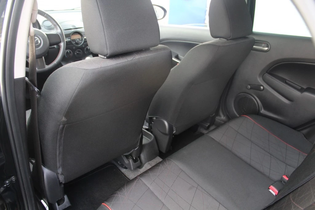 Hoofdafbeelding Mazda 2