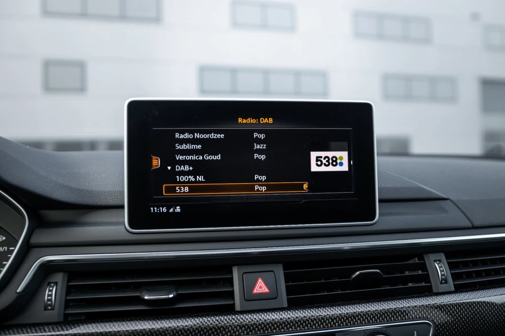 Hoofdafbeelding Audi S4