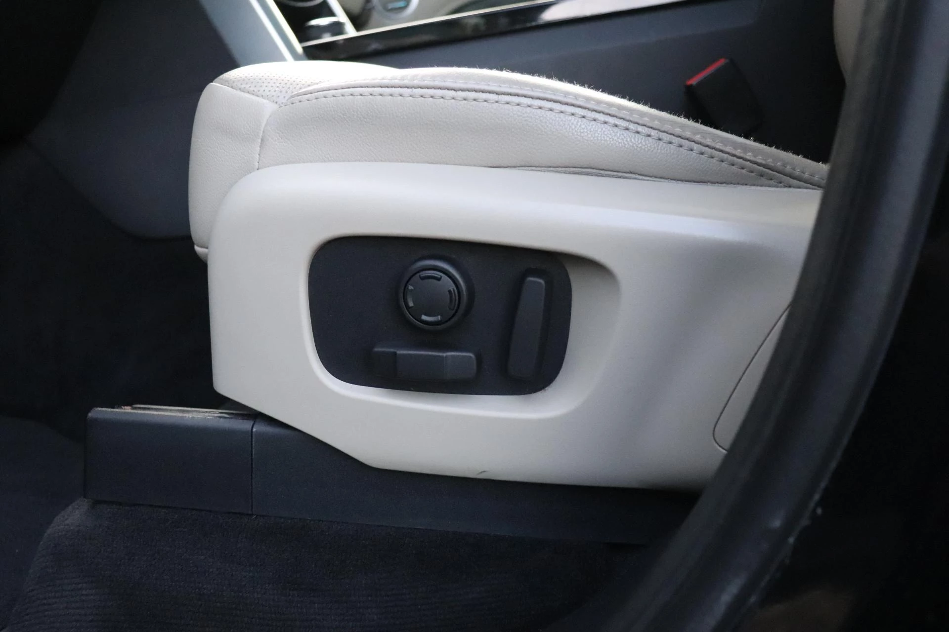 Hoofdafbeelding Land Rover Discovery