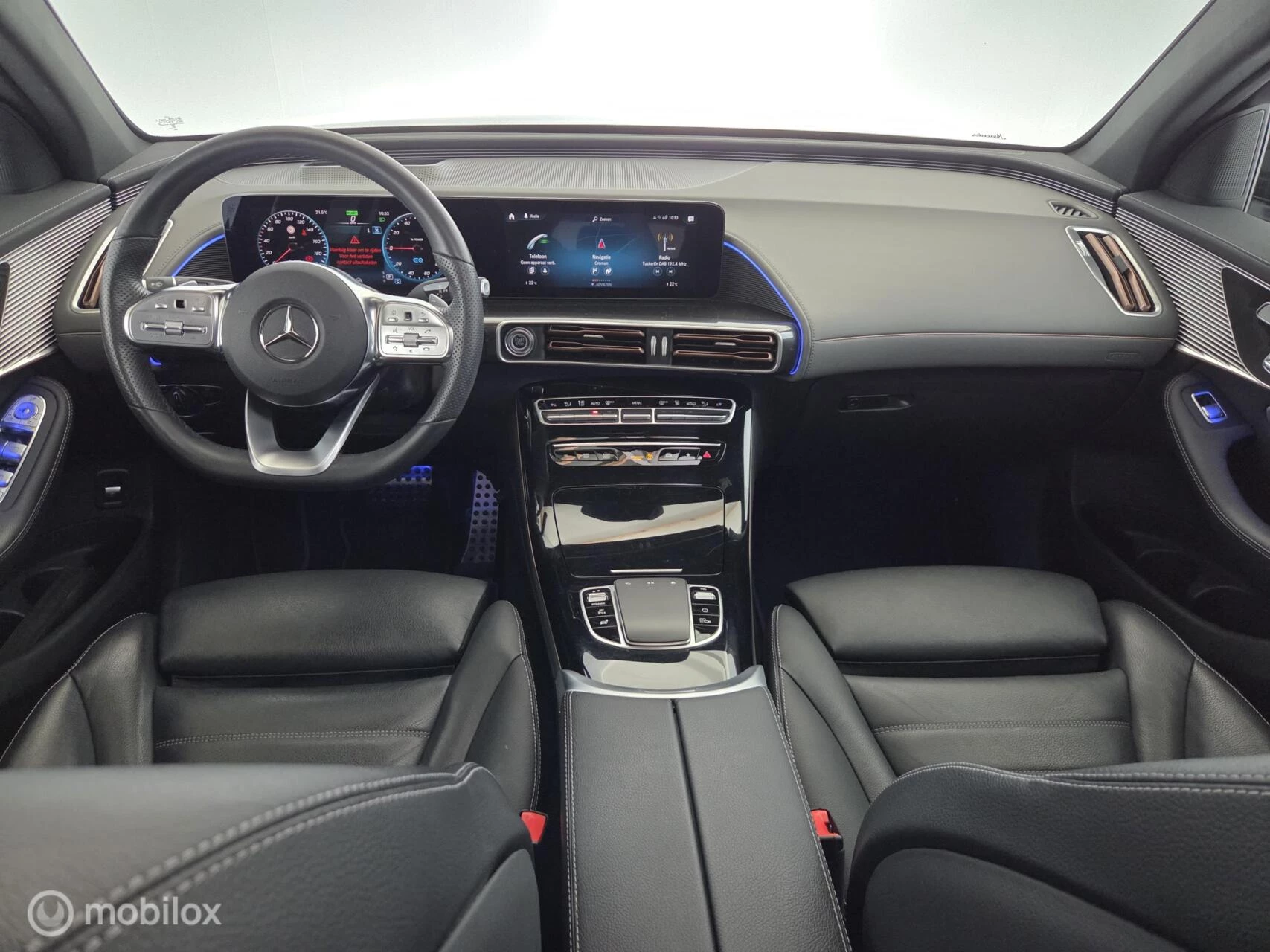 Hoofdafbeelding Mercedes-Benz EQC