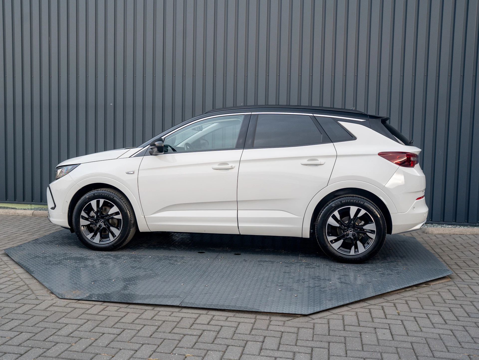 Hoofdafbeelding Opel Grandland
