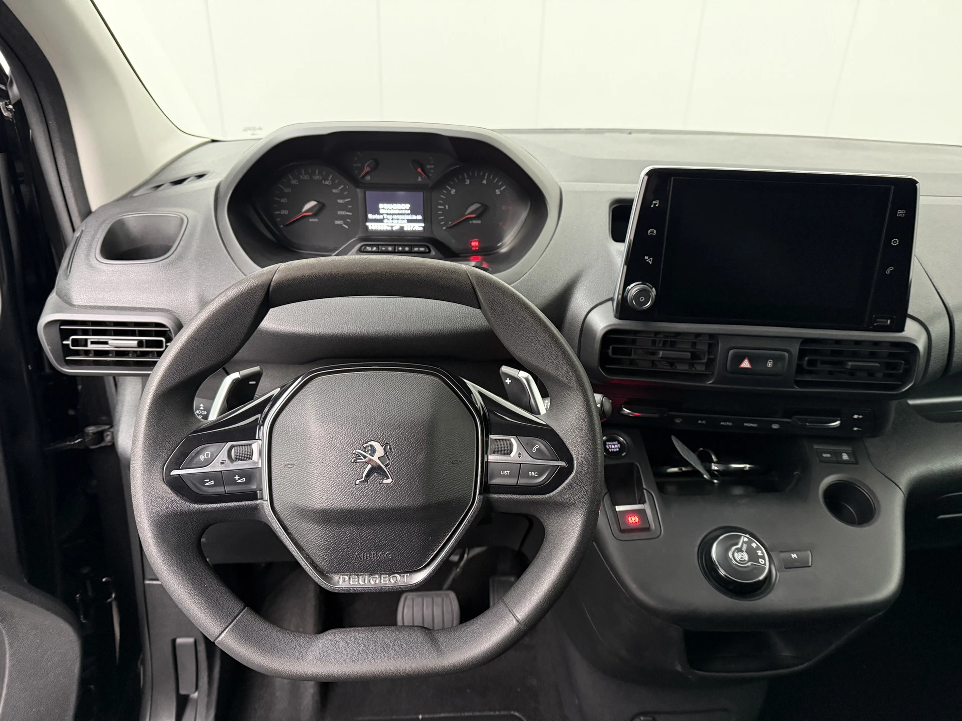 Hoofdafbeelding Peugeot Partner