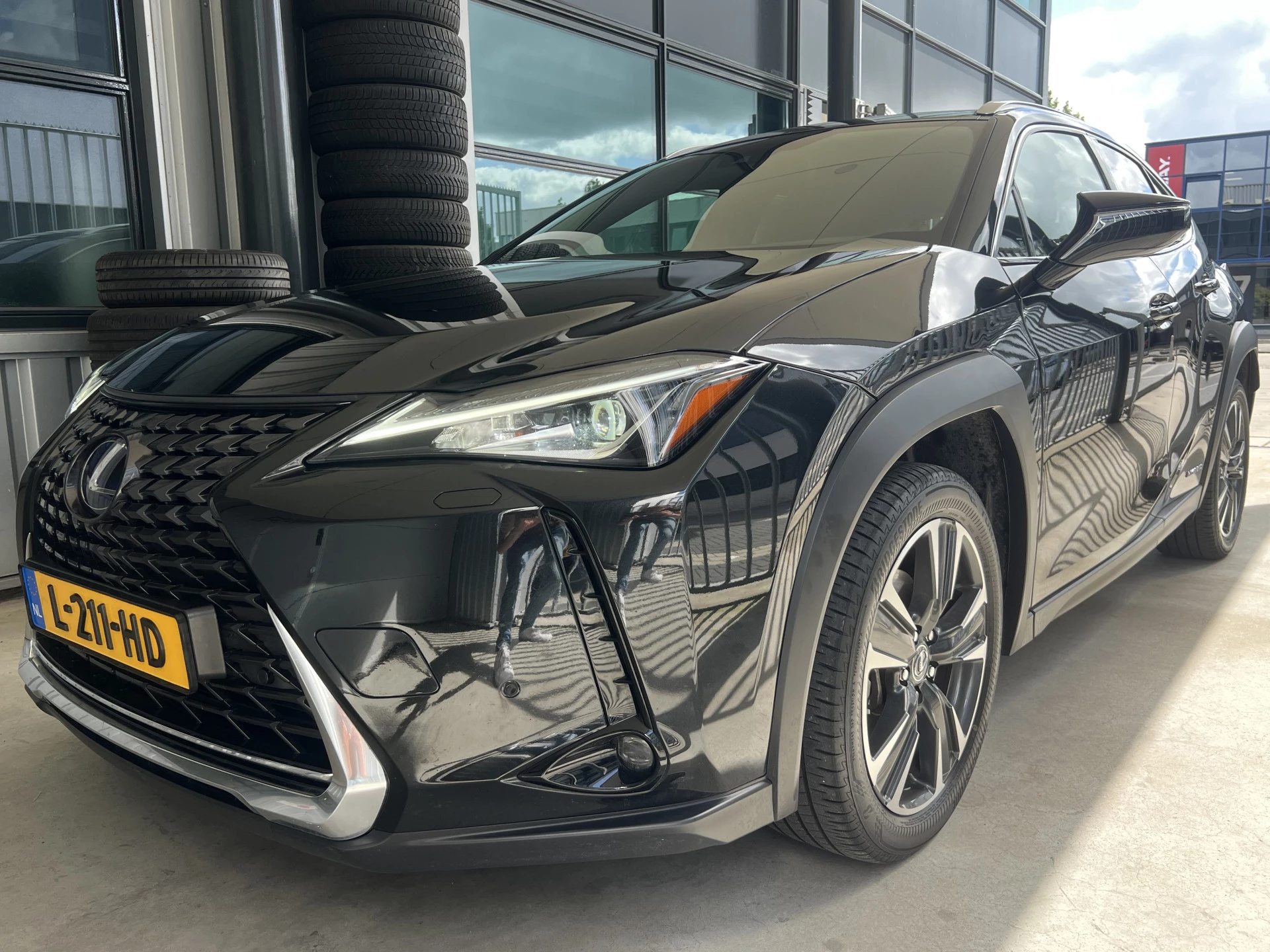 Hoofdafbeelding Lexus UX