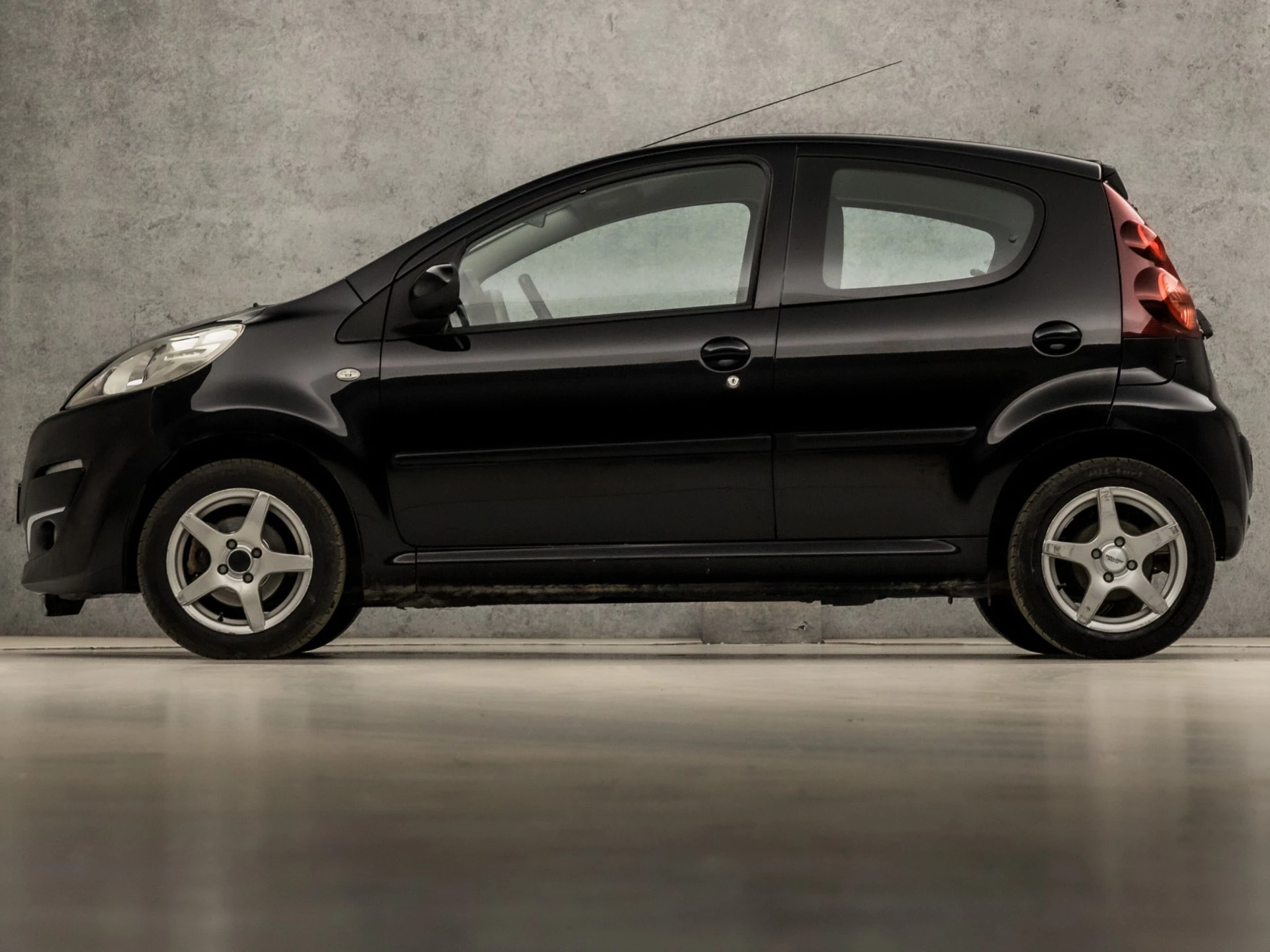 Hoofdafbeelding Peugeot 107