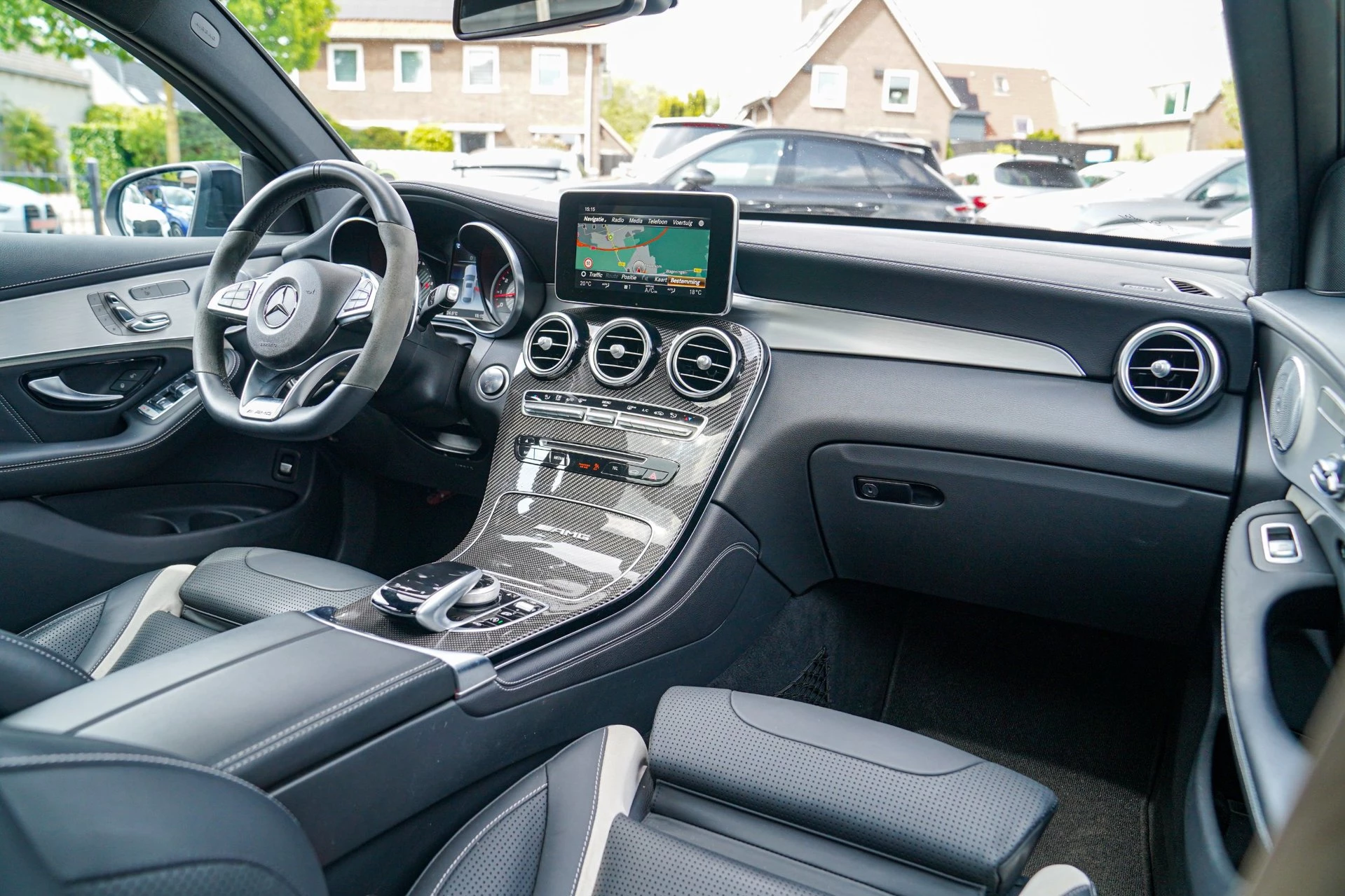 Hoofdafbeelding Mercedes-Benz GLC