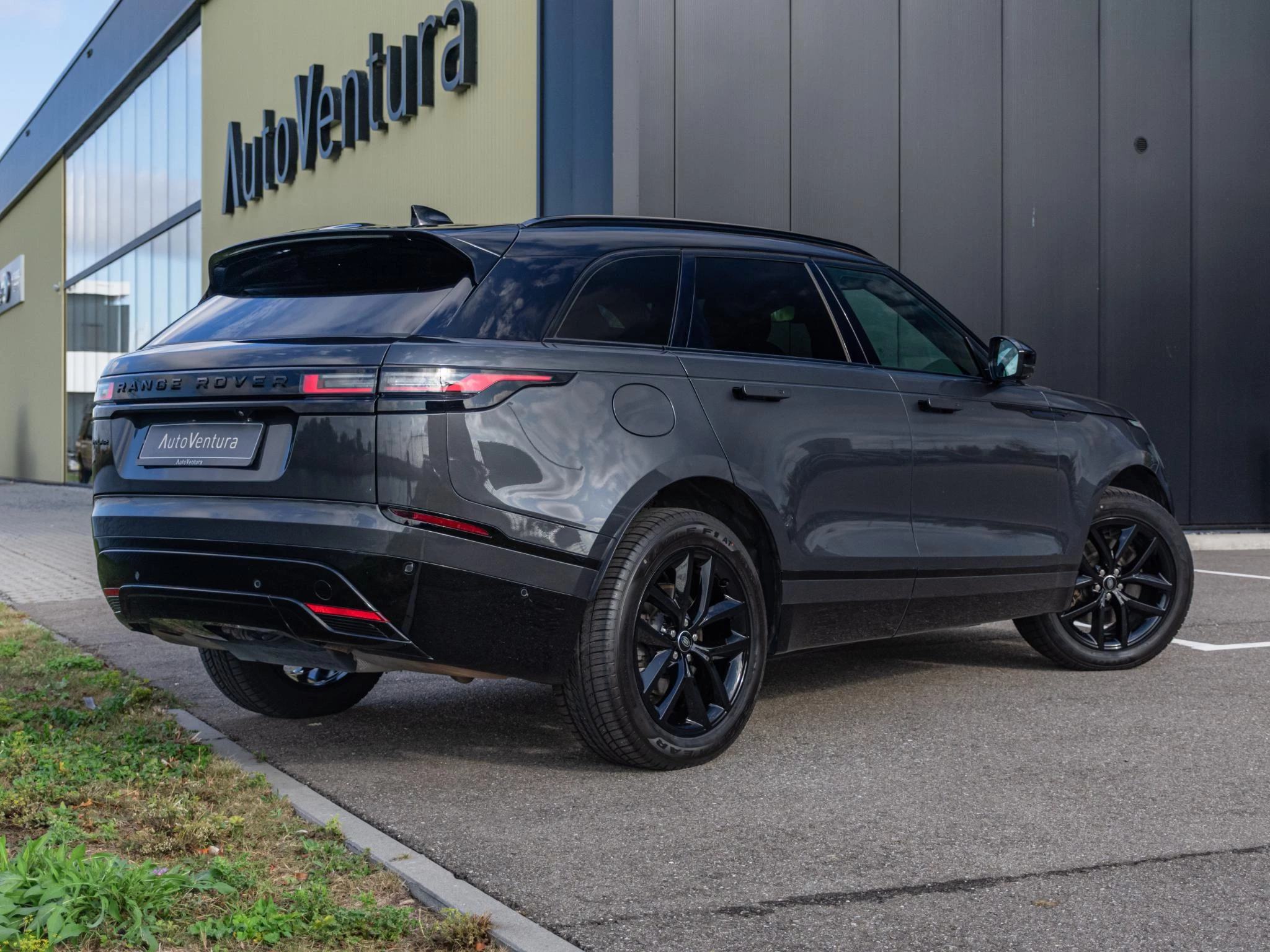 Hoofdafbeelding Land Rover Range Rover Velar