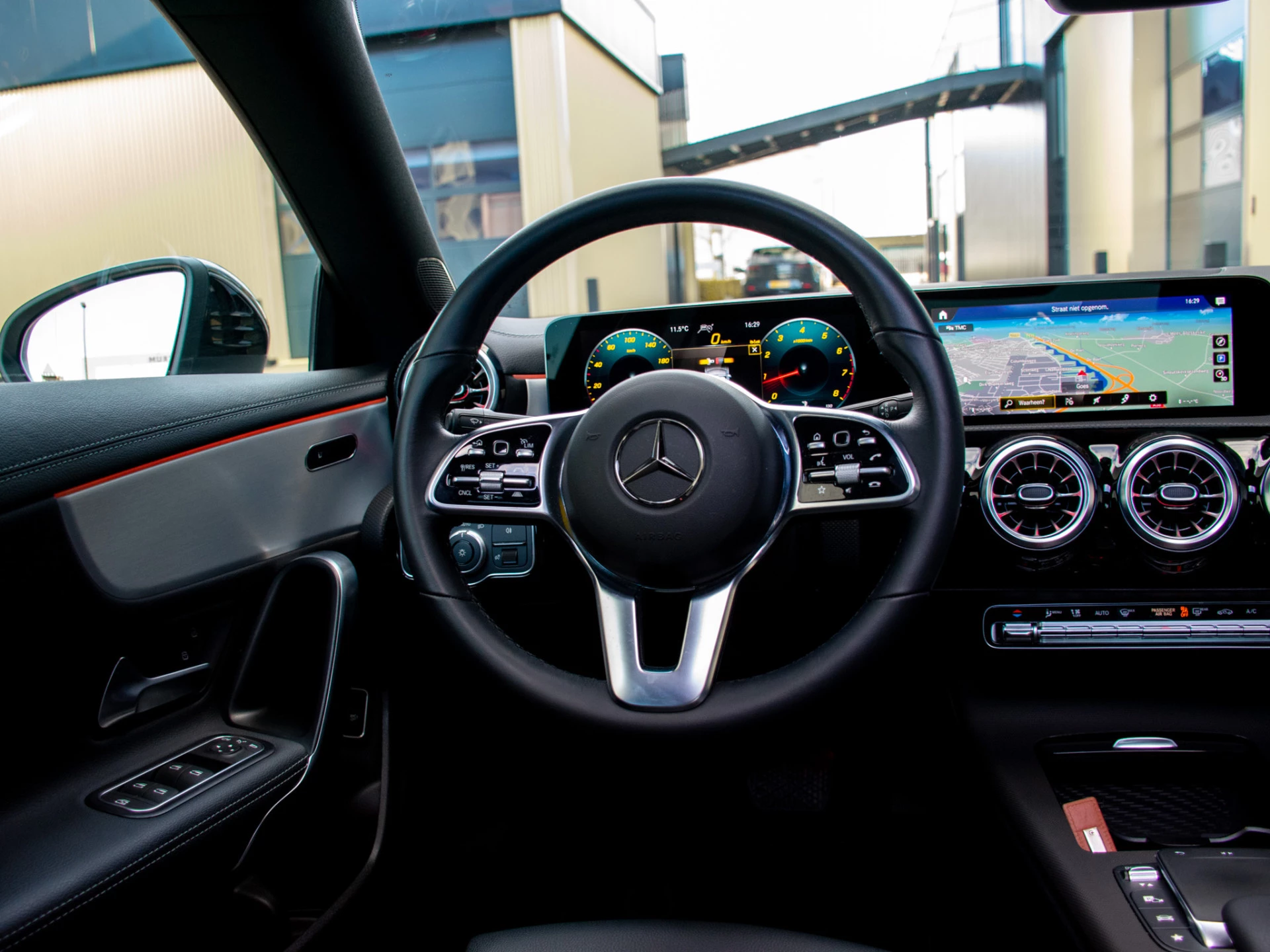 Hoofdafbeelding Mercedes-Benz CLA