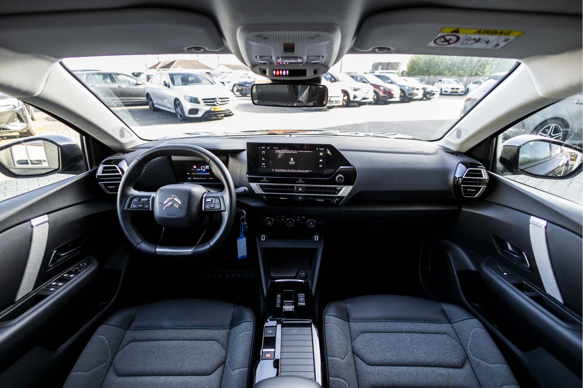 Hoofdafbeelding Citroën ë-C4