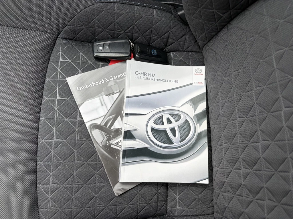 Hoofdafbeelding Toyota C-HR