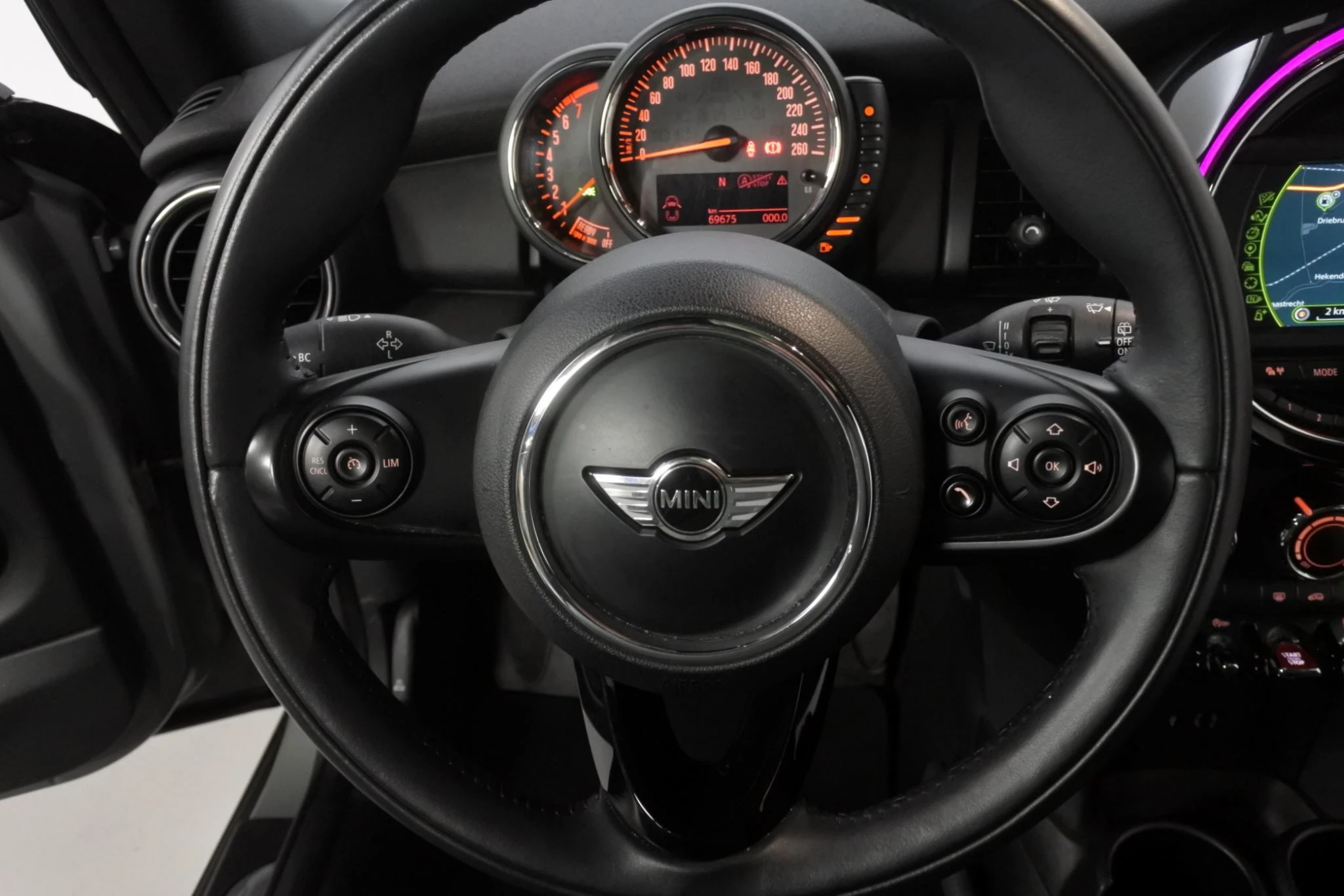 Hoofdafbeelding MINI One