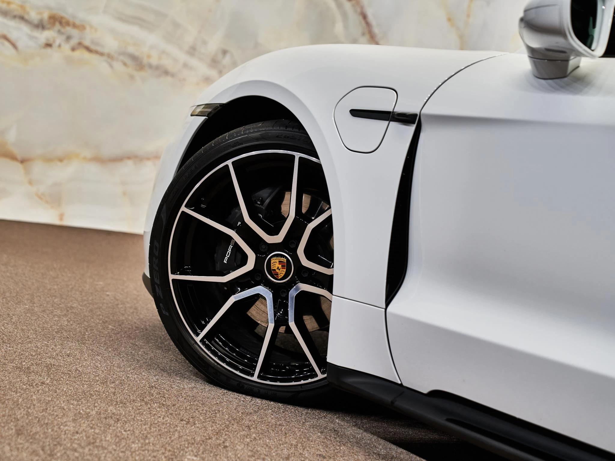 Hoofdafbeelding Porsche Taycan