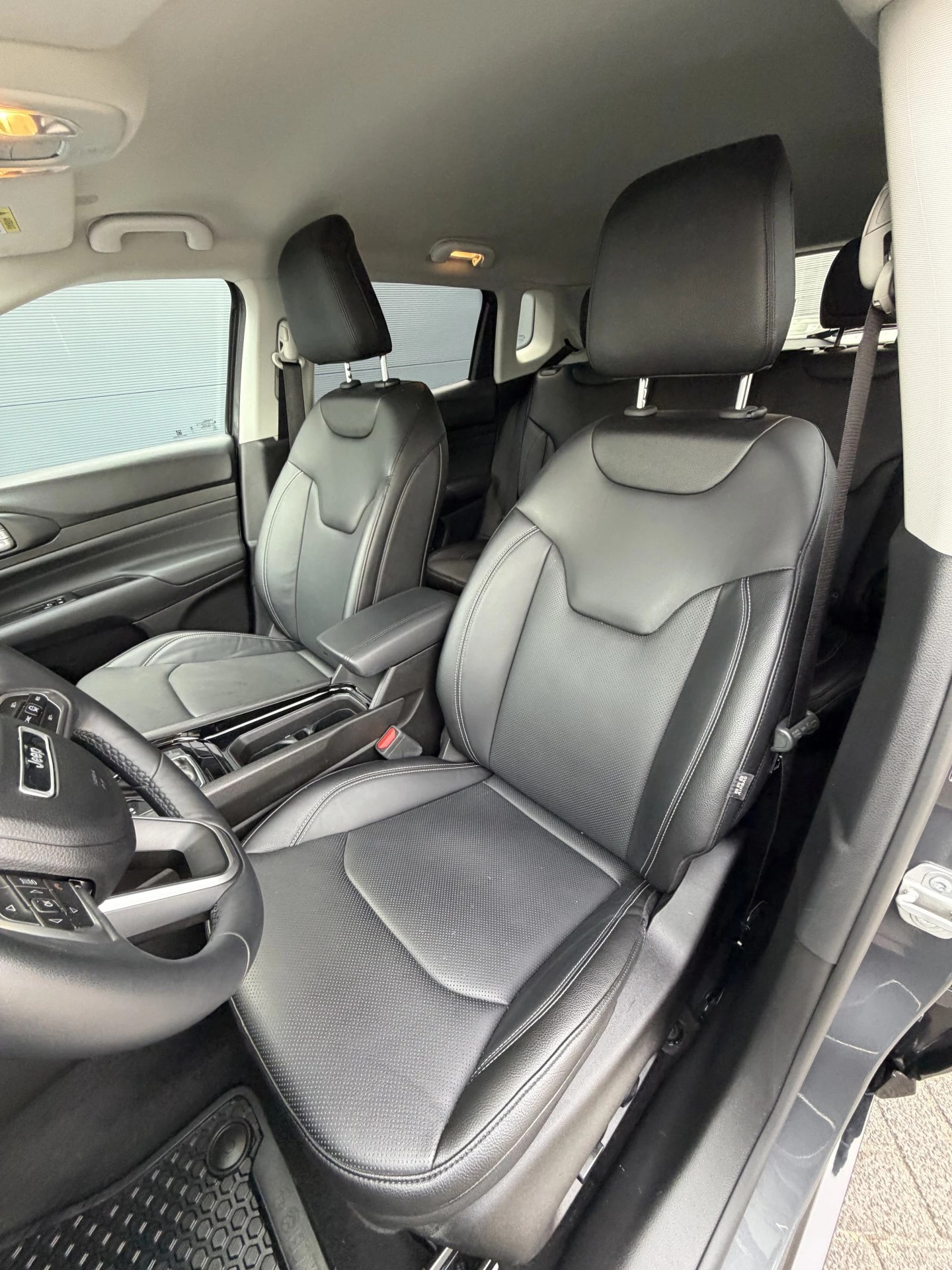 Hoofdafbeelding Jeep Compass