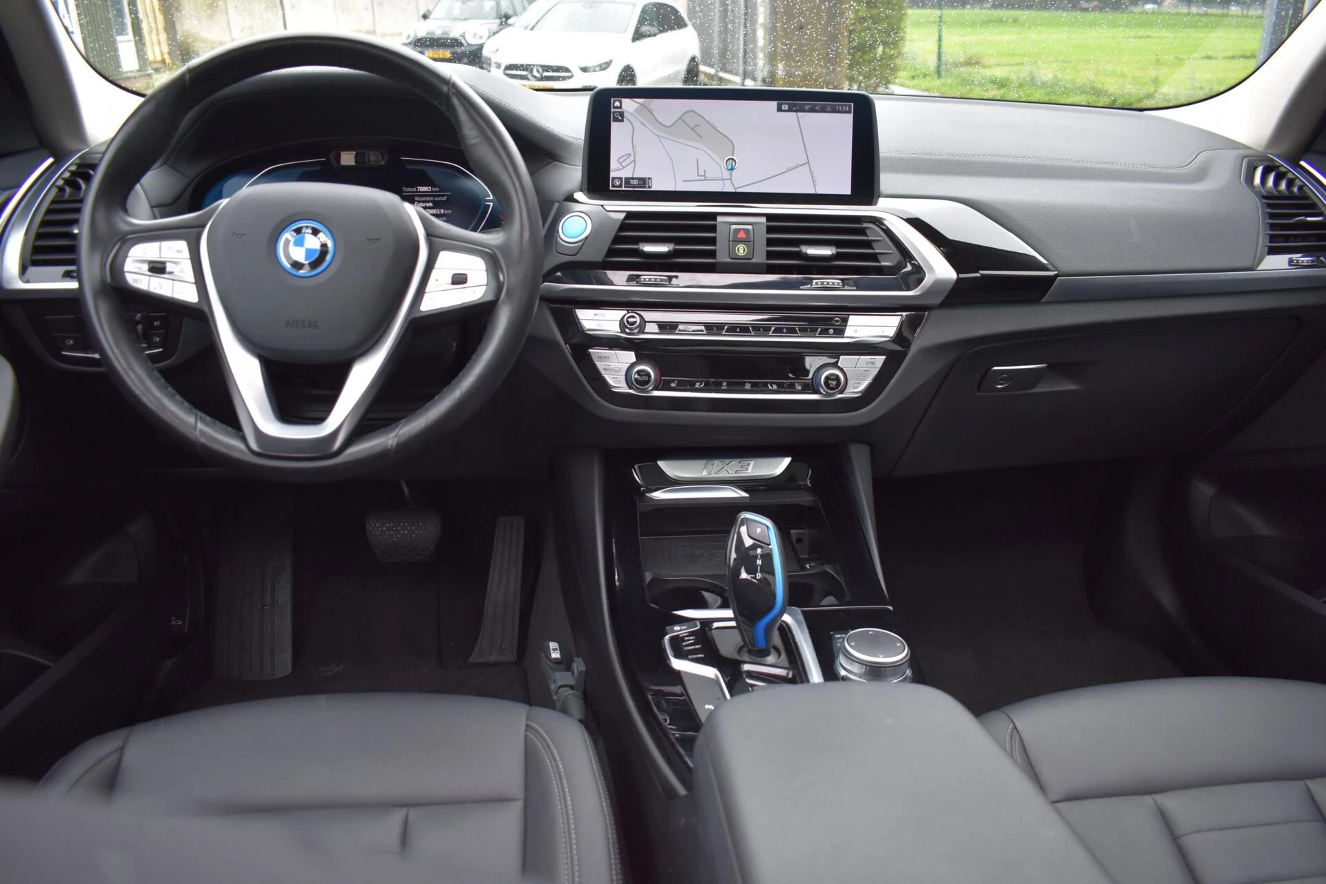 Hoofdafbeelding BMW iX3