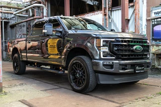 Hoofdafbeelding Ford F-250 Ford F250 F 250 Super Duty 7.3 V8 6 Pers 29dkm Lariat LPG