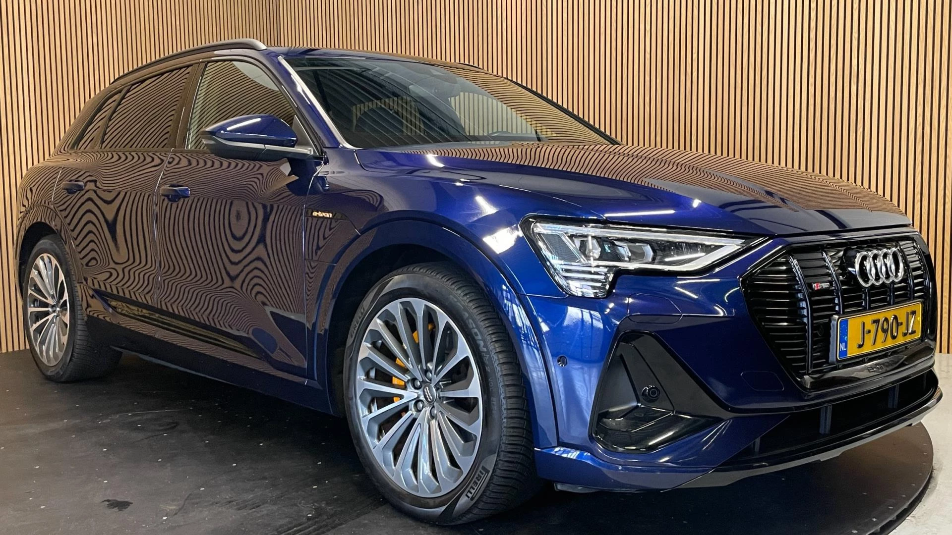 Hoofdafbeelding Audi e-tron