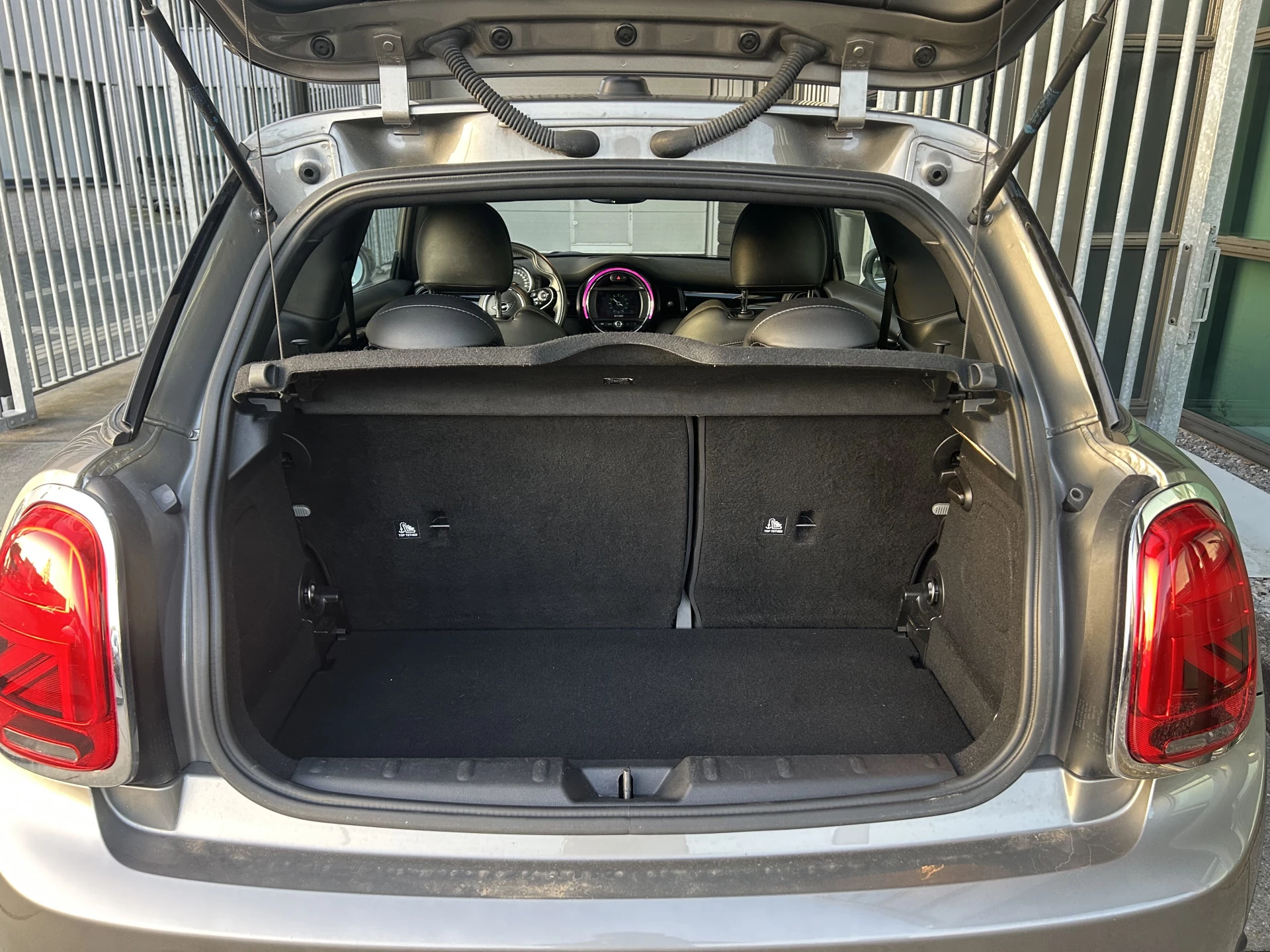 Hoofdafbeelding MINI One