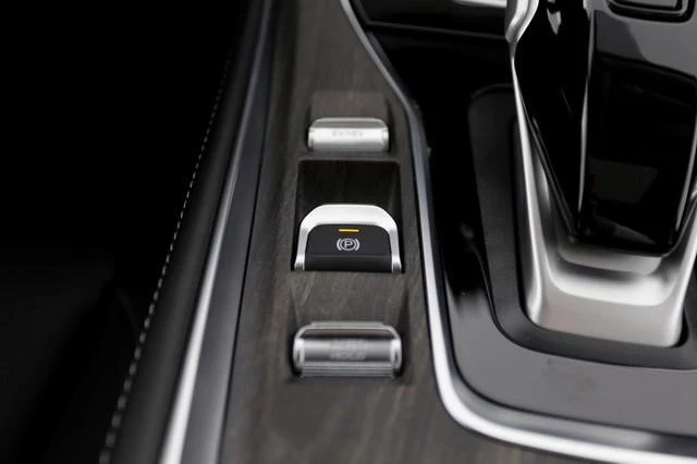 Hoofdafbeelding DFSK E5 PHEV