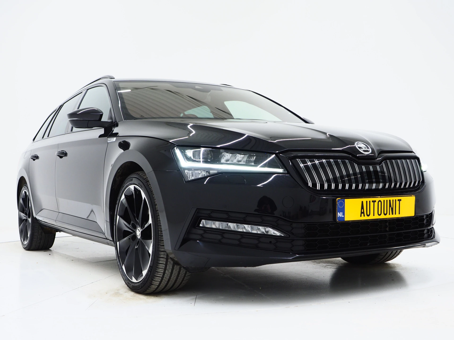 Hoofdafbeelding Škoda Superb