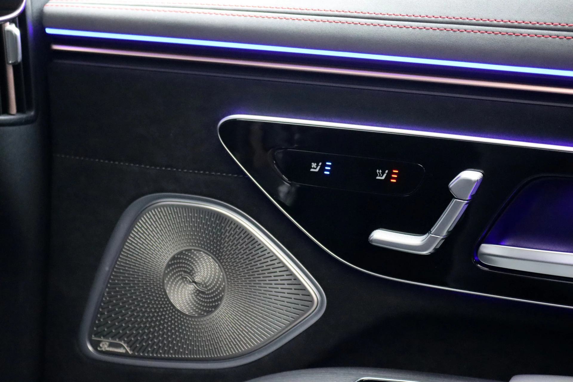 Hoofdafbeelding Mercedes-Benz EQS