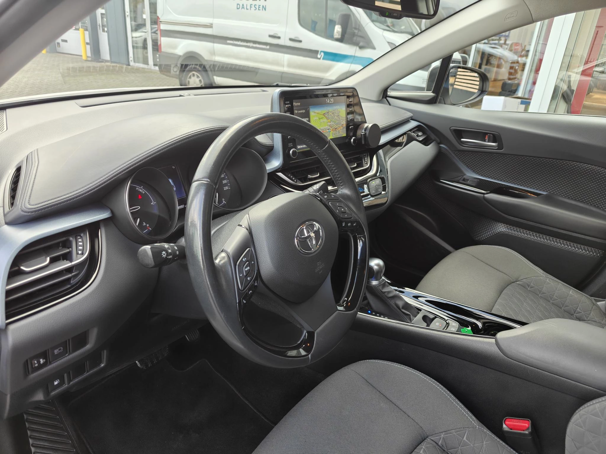 Hoofdafbeelding Toyota C-HR