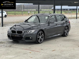 BMW 3-serie Touring 320i M Sport High Executive PANO/NAP/LED