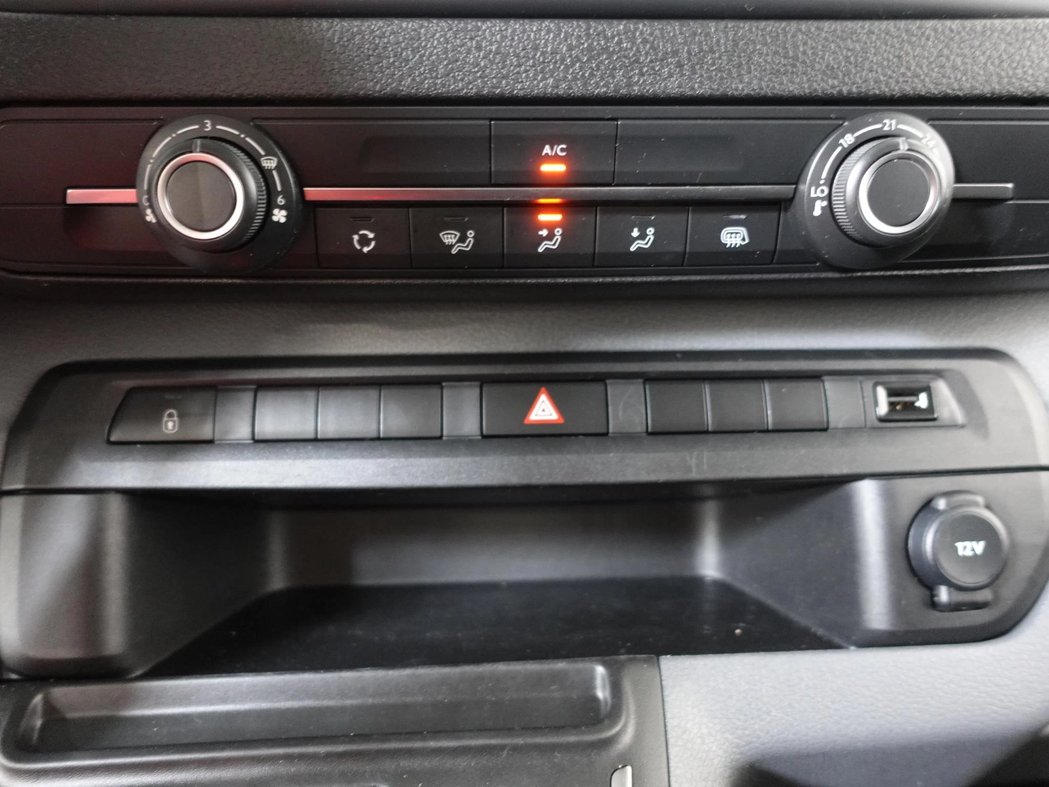 Hoofdafbeelding Opel Vivaro-e