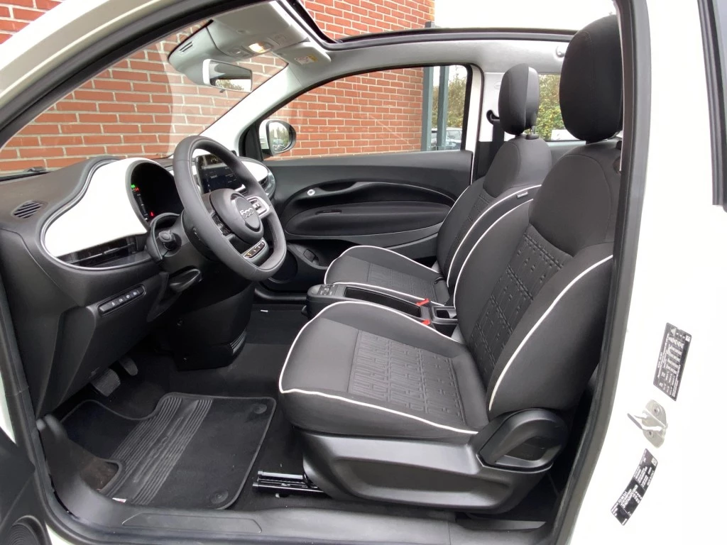 Hoofdafbeelding Fiat 500e