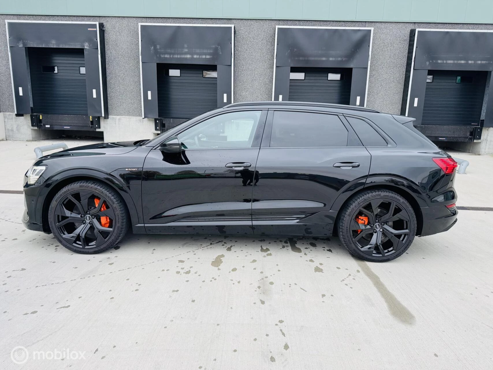 Hoofdafbeelding Audi e-tron