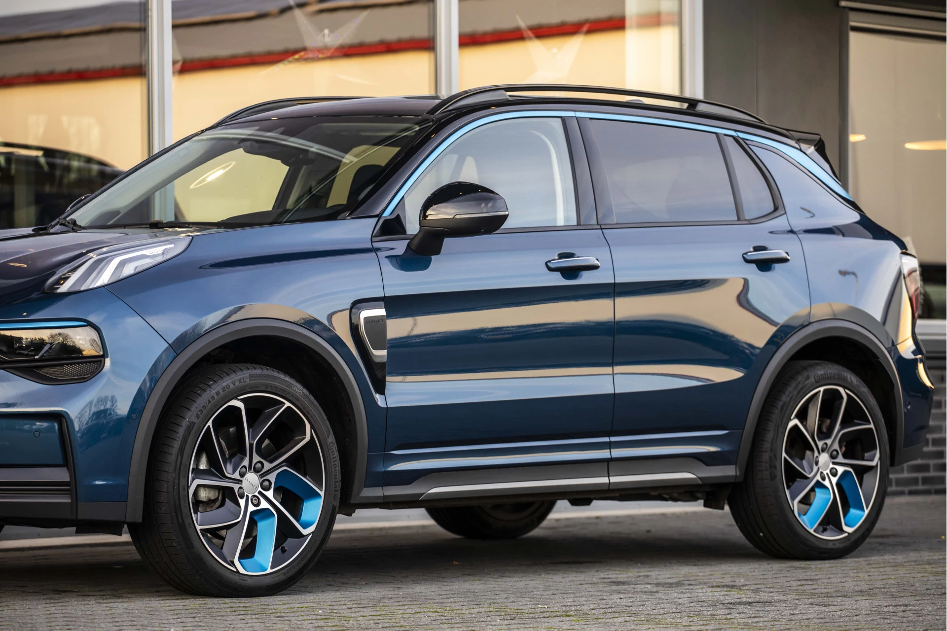 Hoofdafbeelding Lynk & Co 01