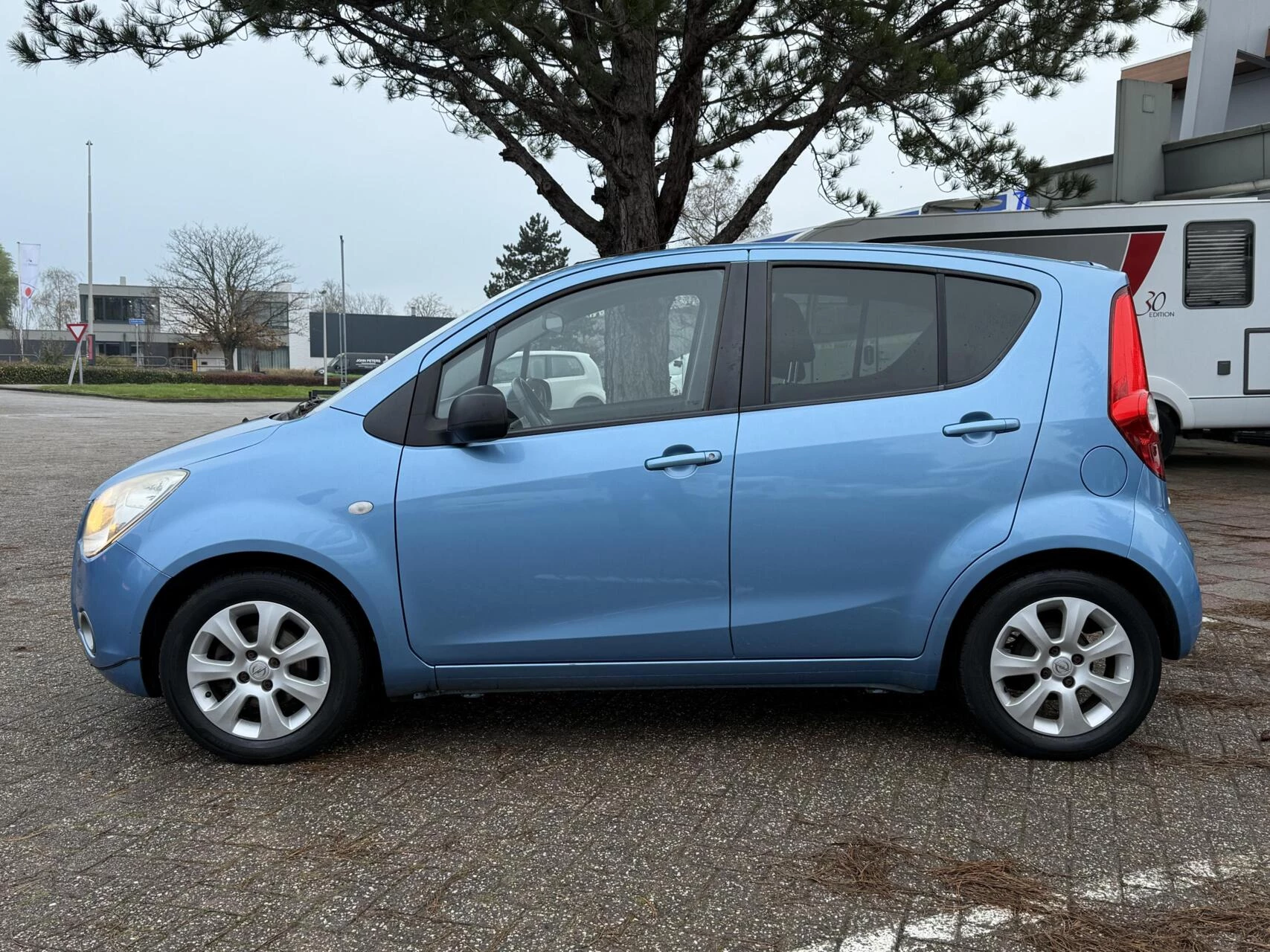 Hoofdafbeelding Opel Agila