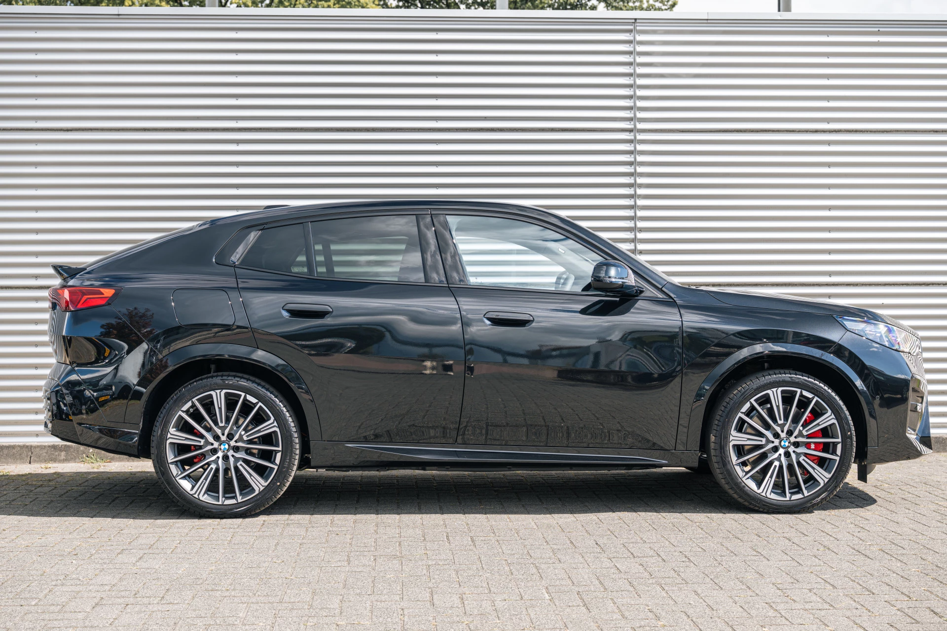 Hoofdafbeelding BMW iX2