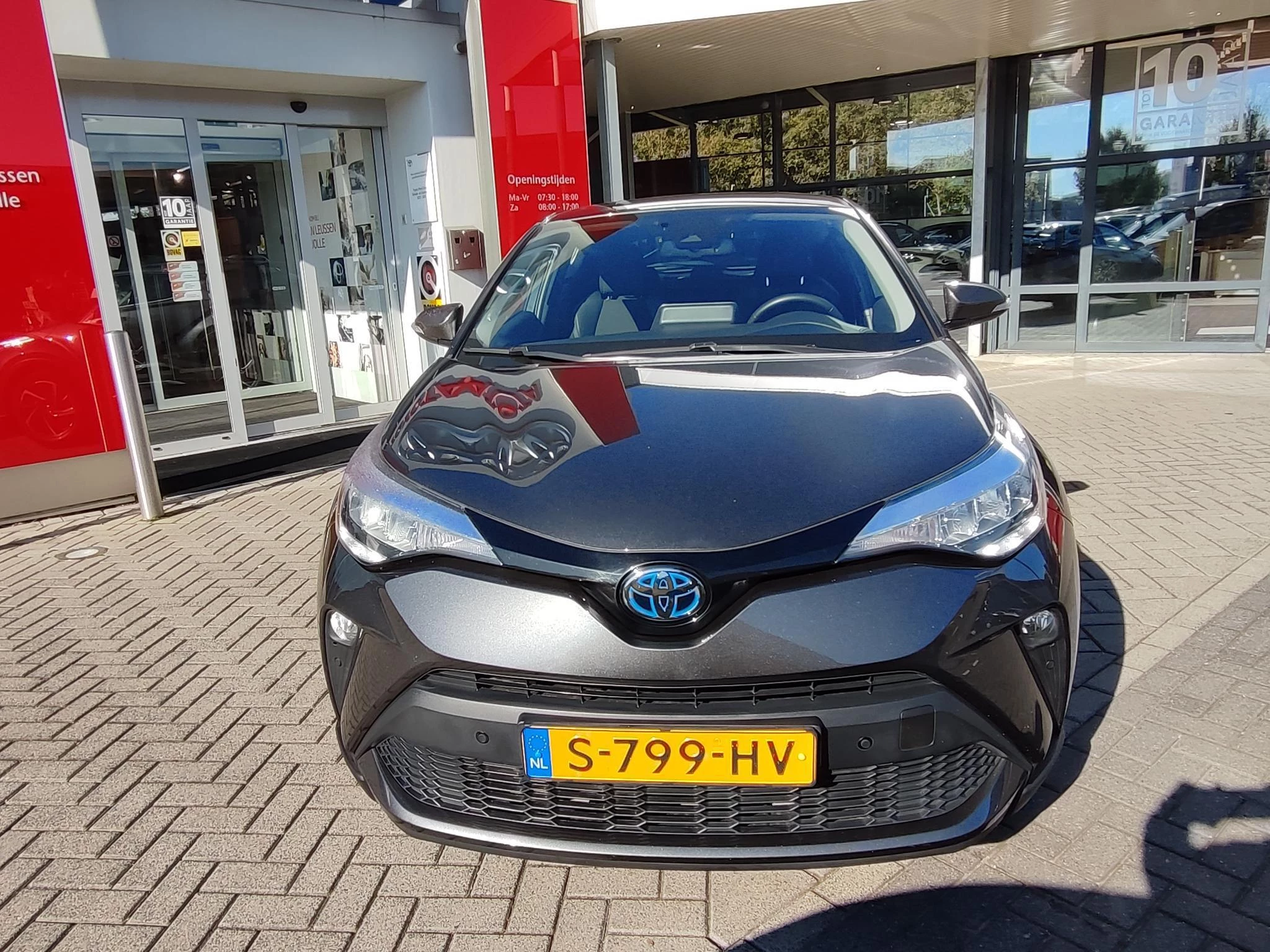Hoofdafbeelding Toyota C-HR