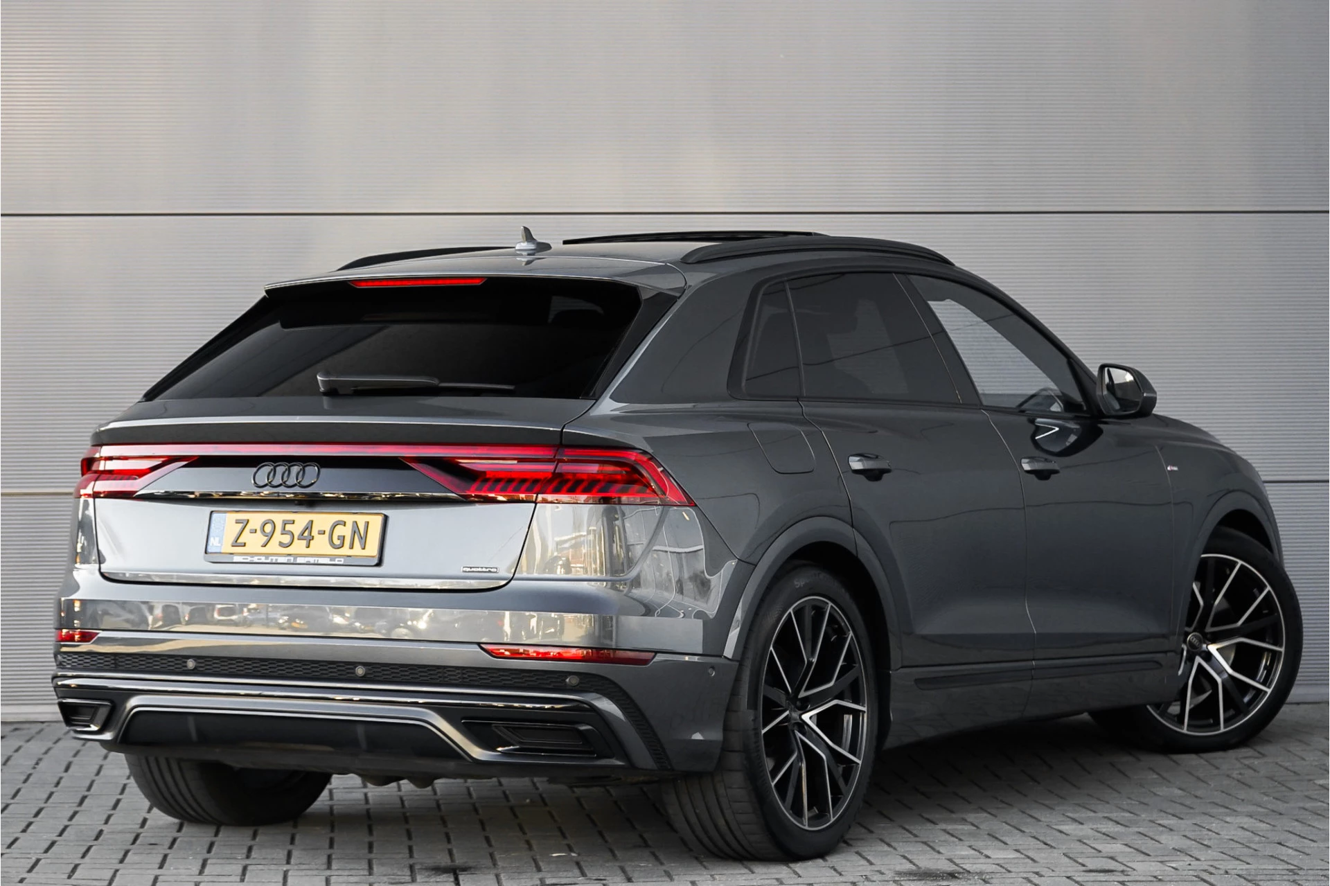 Hoofdafbeelding Audi Q8