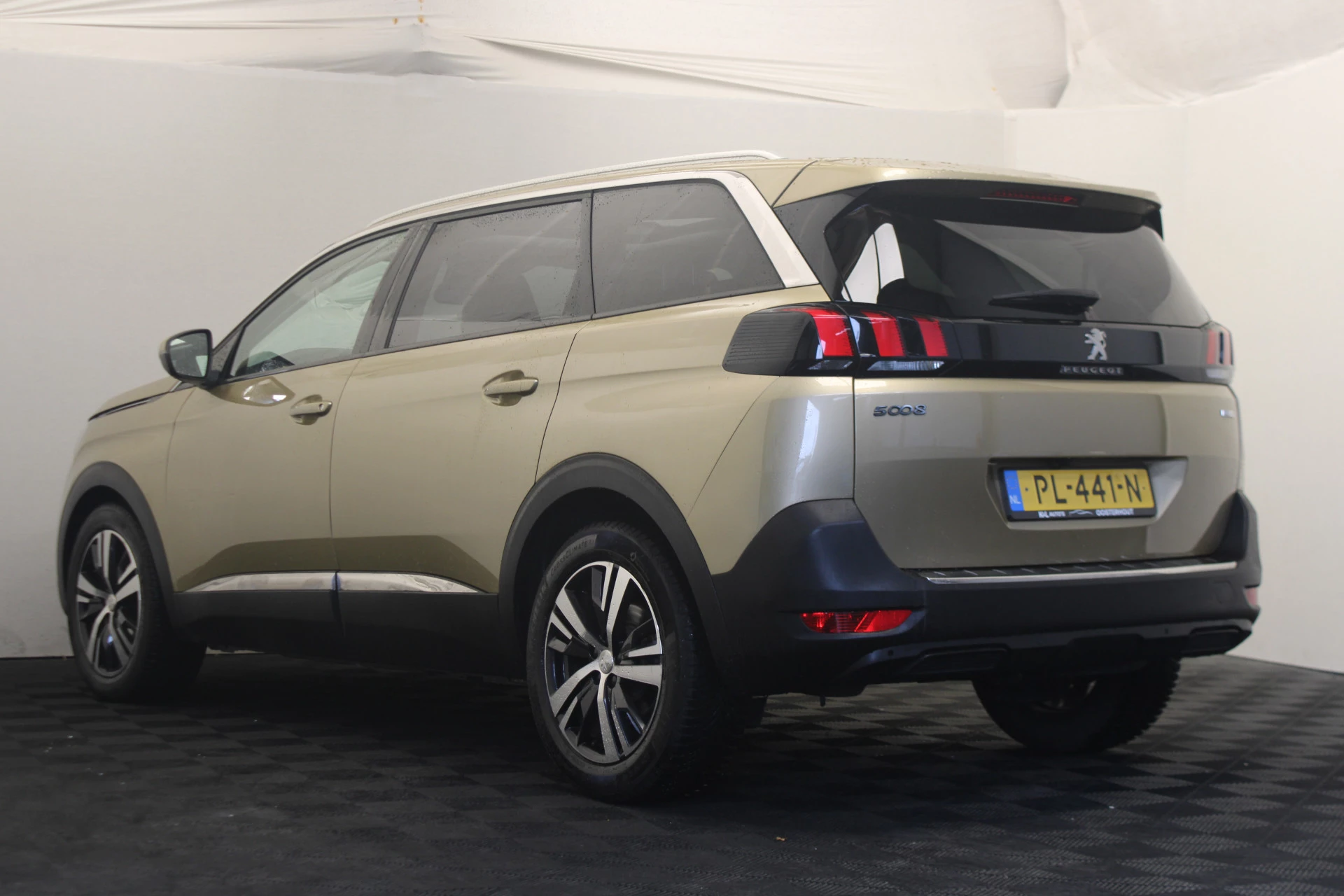 Hoofdafbeelding Peugeot 5008